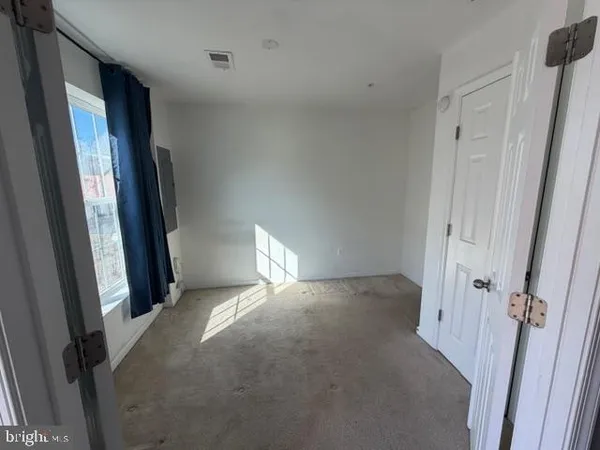 wooden floor in an empty room with wooden floor