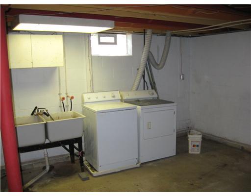 863 Mercer Grove City Road Mercer, PA 16137 - Photo 9 of 12 Other. Laundry