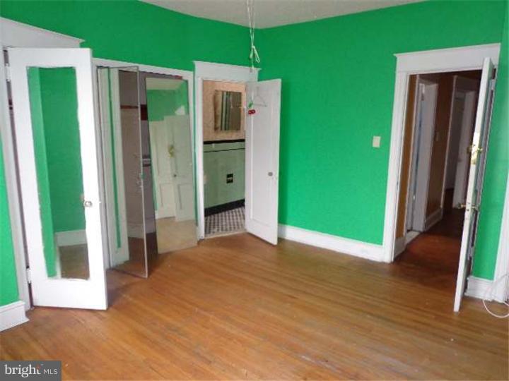 214 Copley Road Upper Darby, PA 19082 - Photo 5 of 6