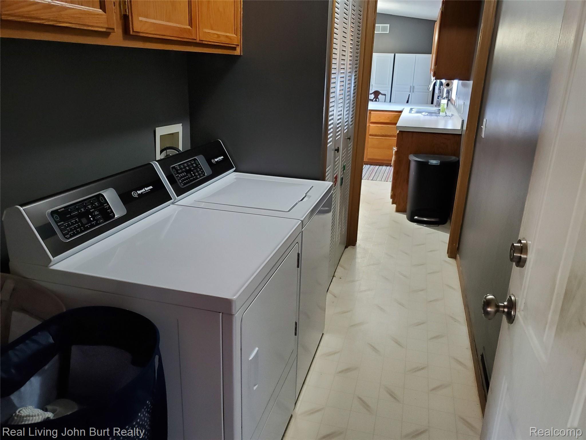 3363 Haines Road Attica, MI 48412 - Photo 16 of 40 044.jpg