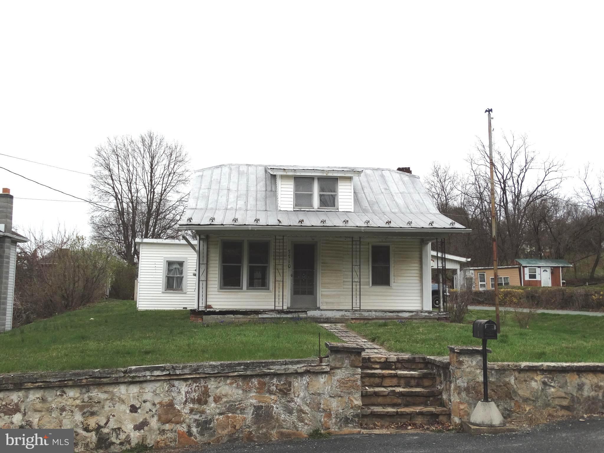 7710 Creager Road Waynesboro, PA 17268 - Photo 3 of 25 Gallery Image 3