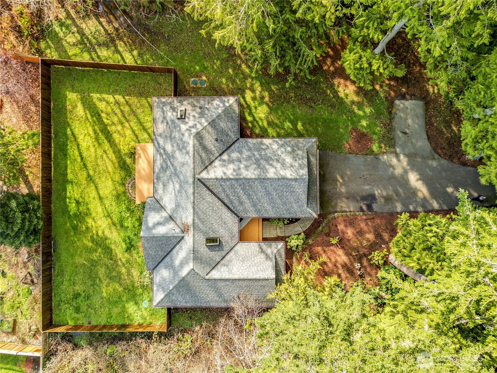 201 Rainier Lane Port Ludlow, WA 98365 - Photo 5 of 37