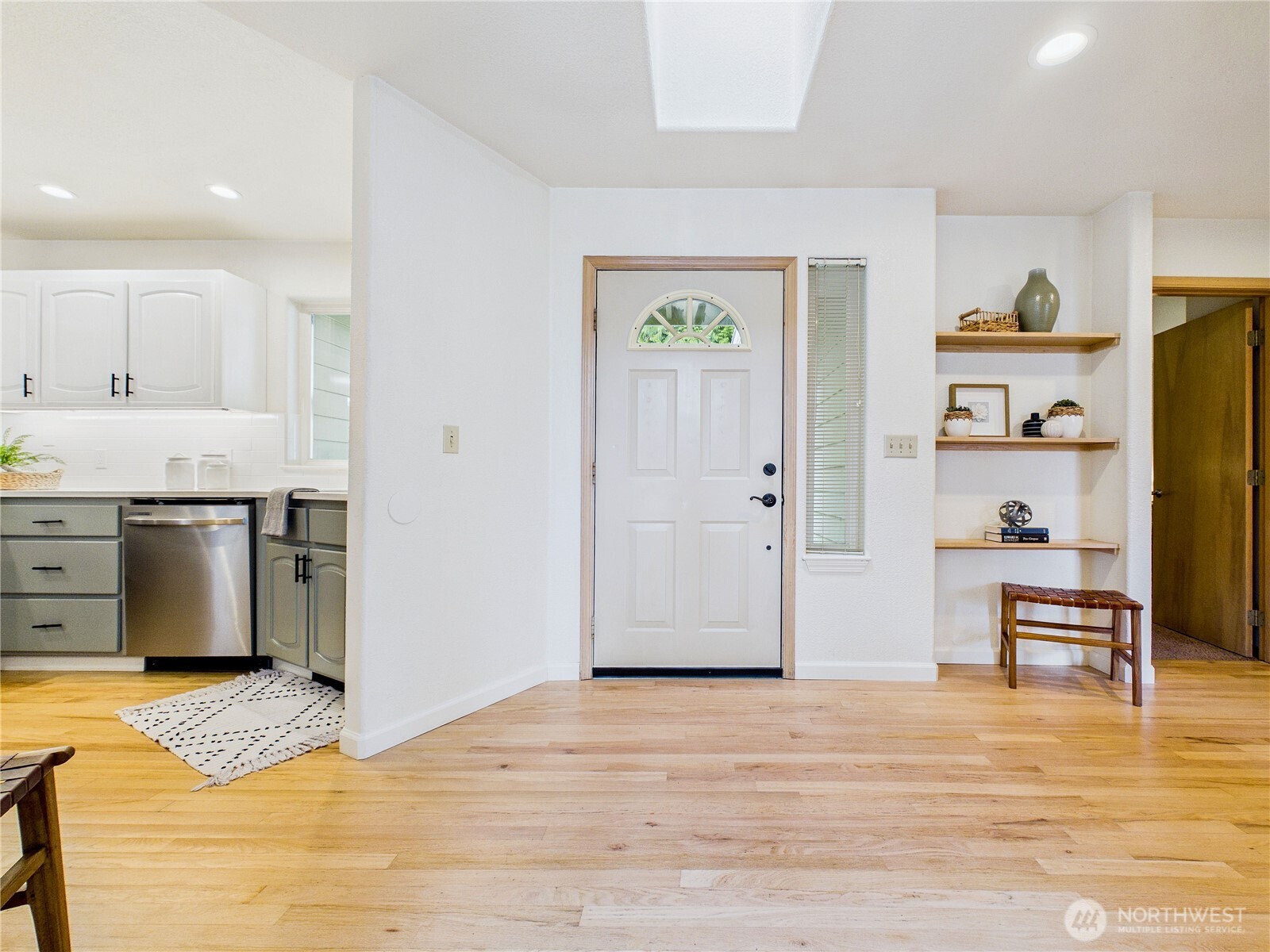 201 Rainier Lane Port Ludlow, WA 98365 - Photo 9 of 37