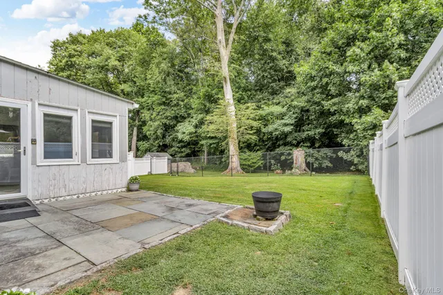 a view of a backyard with a small park