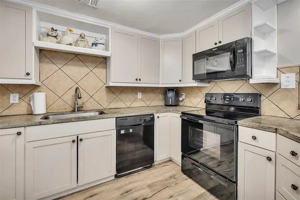 $329,000 | 1 Marina Drive, Unit 404 A&B, St. Simons Island, GA 31522