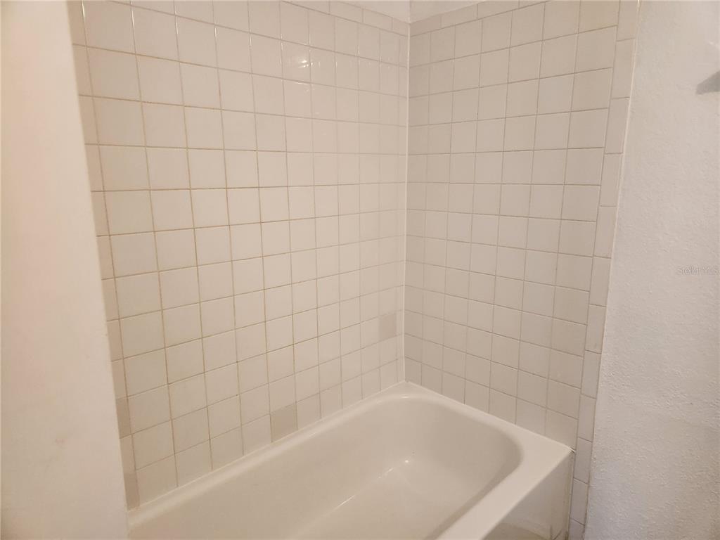9522 Ace Road, Unit B Englewood, FL 34224 - Photo 15 of 18