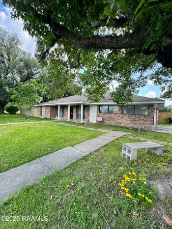 $1,290 | 1209 North Polk Street, Rayne, LA 70578