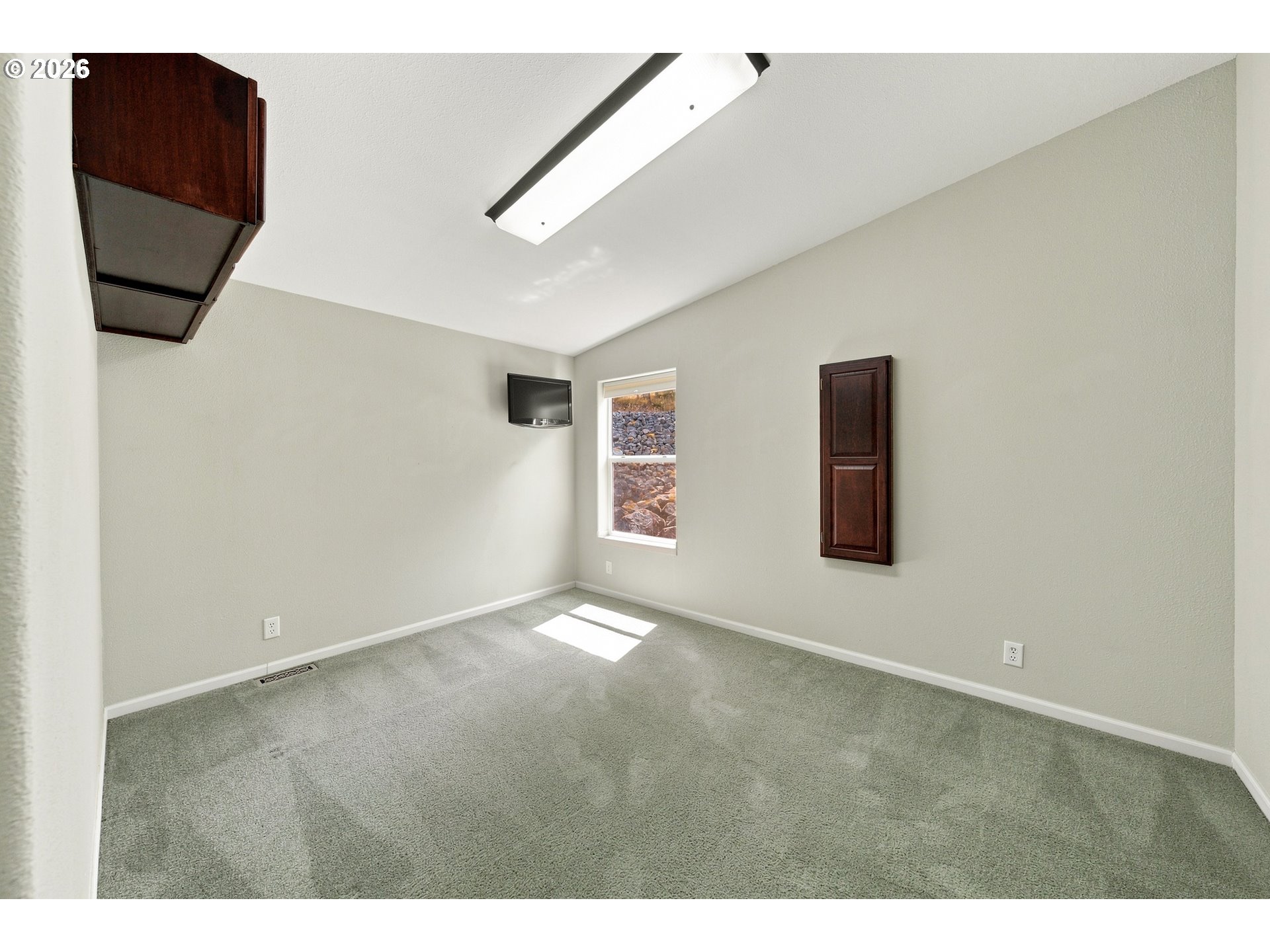 2135 Southside Road Sutherlin, OR 97479 - Photo 33 of 48 Gallery Image 33