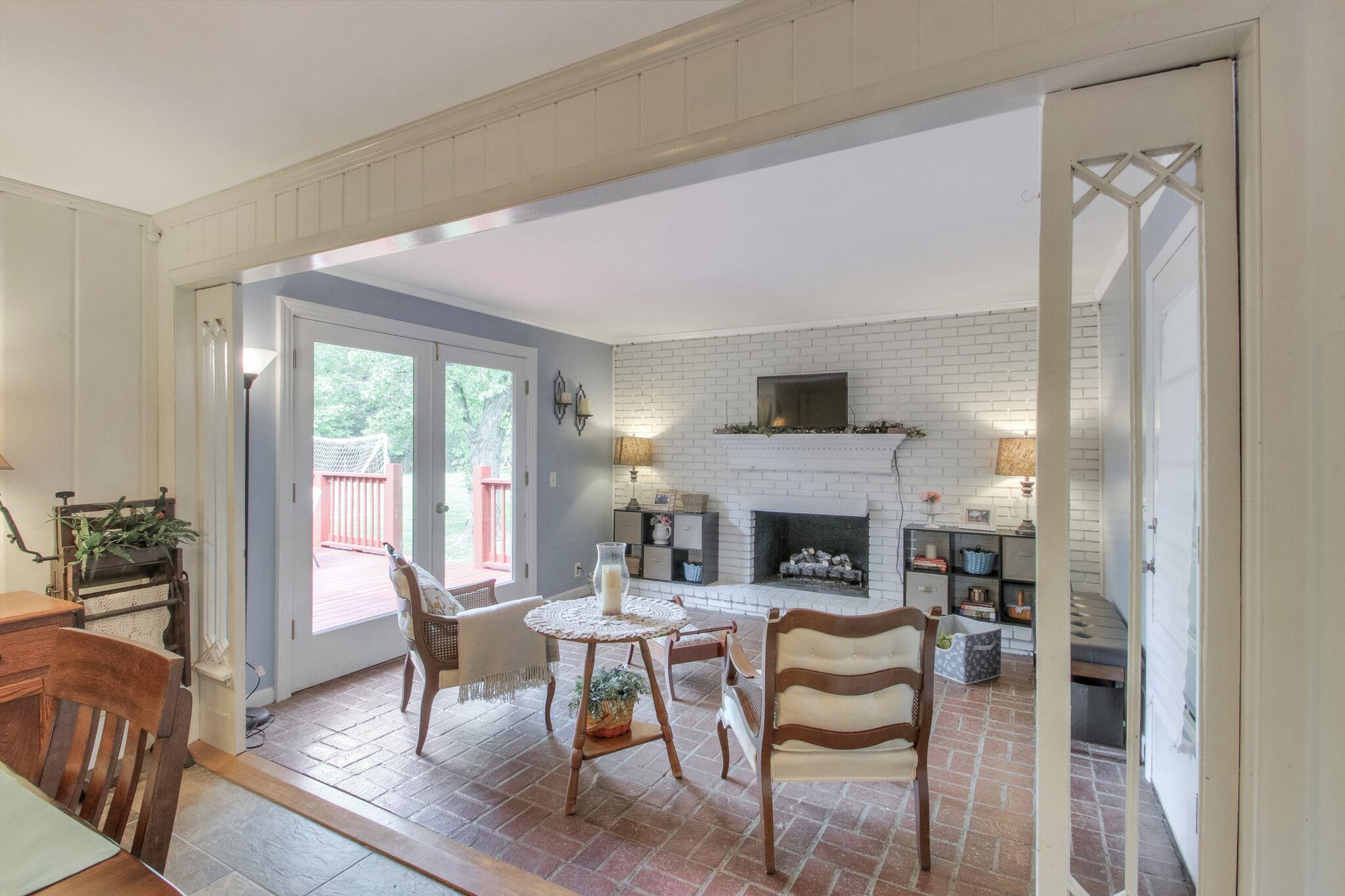 429 Franklin Limestone Road Nashville, TN 37217 - Photo 4 of 26 Den