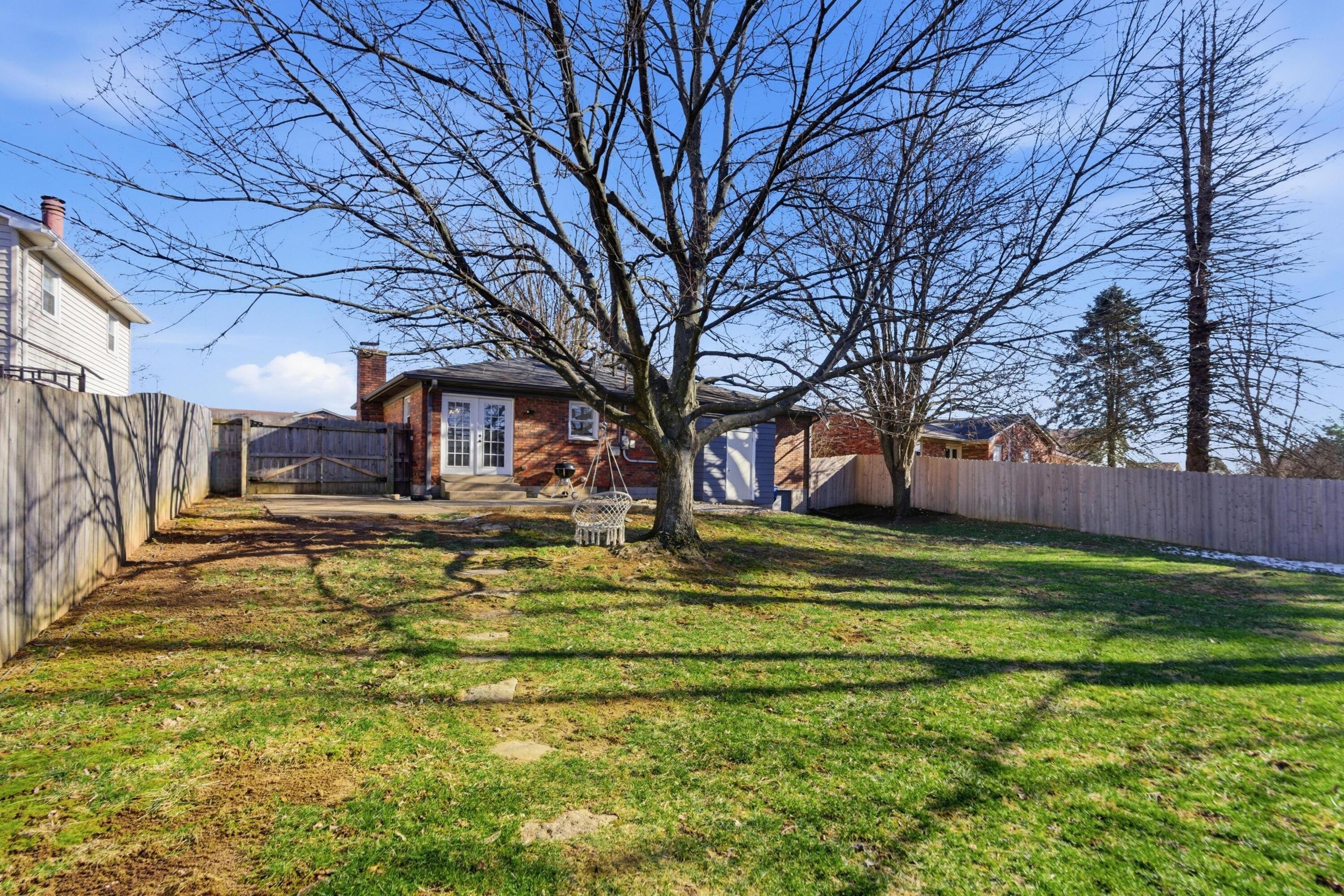 214 Quebec Way Lexington, KY 40515 - Photo 17 of 22 030_DSC00624_autoremove_13691023