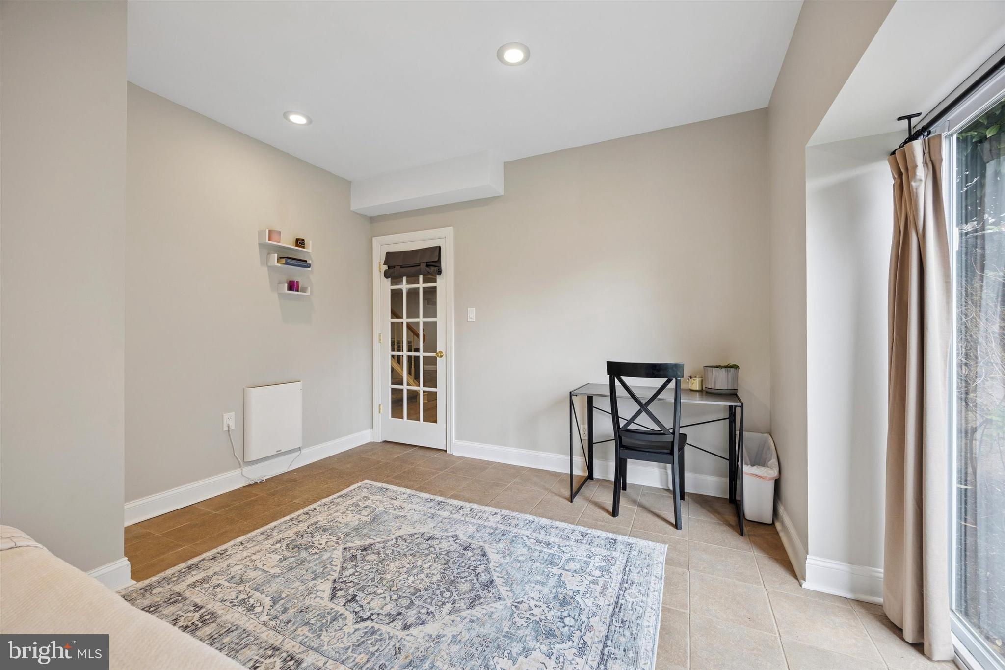 321 Lenni Road Lenni, PA 19052 - Photo 27 of 35 a view of an empty room and window