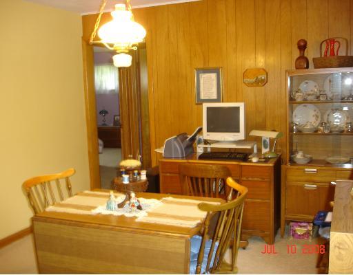 608 Methodist Road Greenville, PA 16125 - Photo 6 of 8 Den/Family/Great Room.
