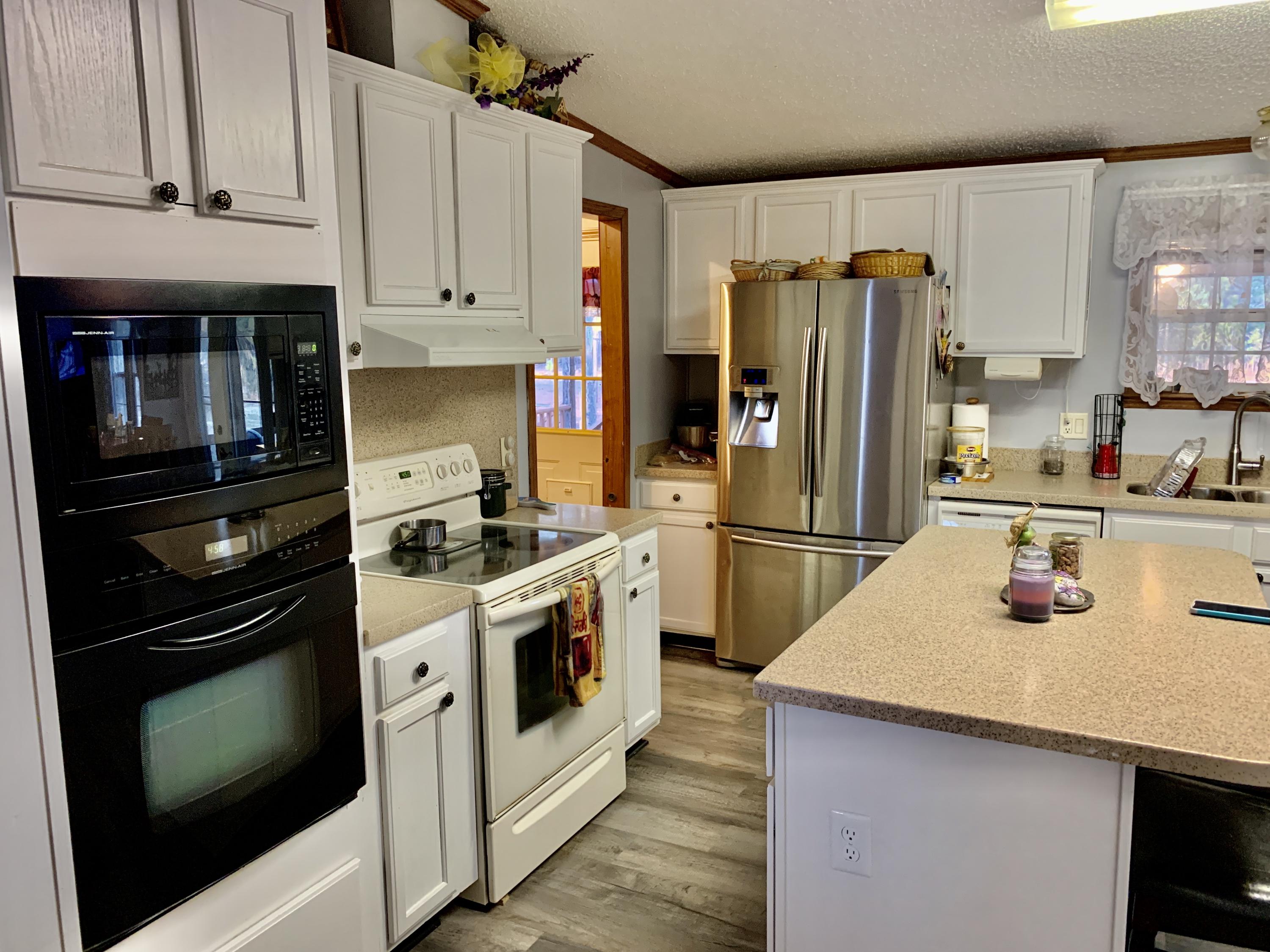 116 Amanda Lane Rockingham, NC 28379 - Photo 2 of 36 double oven
