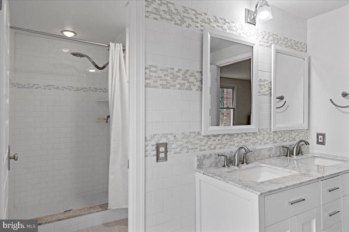 2992 Comfort Road New Hope, PA 18938 - Photo 10 of 51