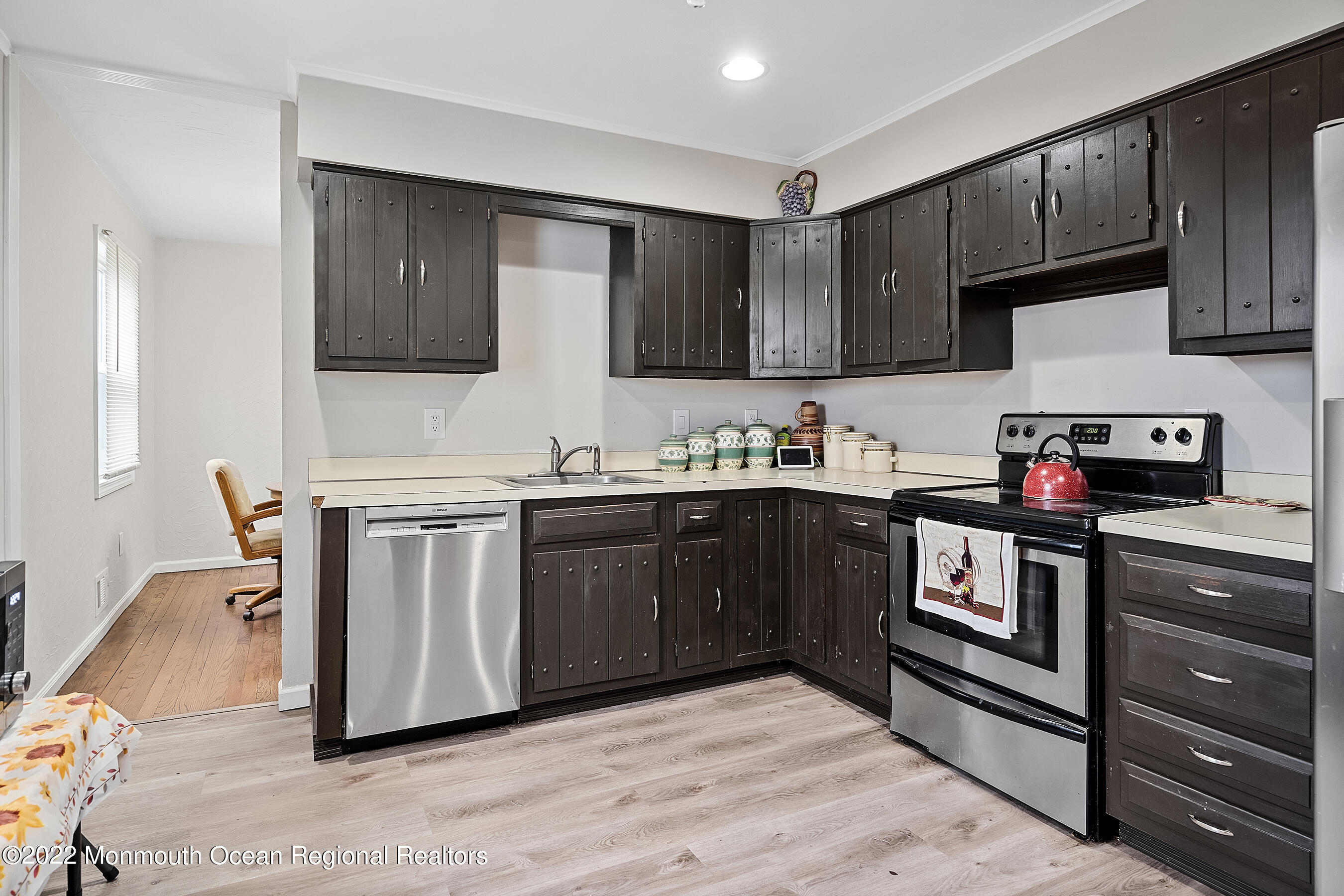 203 Bartley Road Jackson, NJ 08527 - Photo 9 of 30 Kitchen1