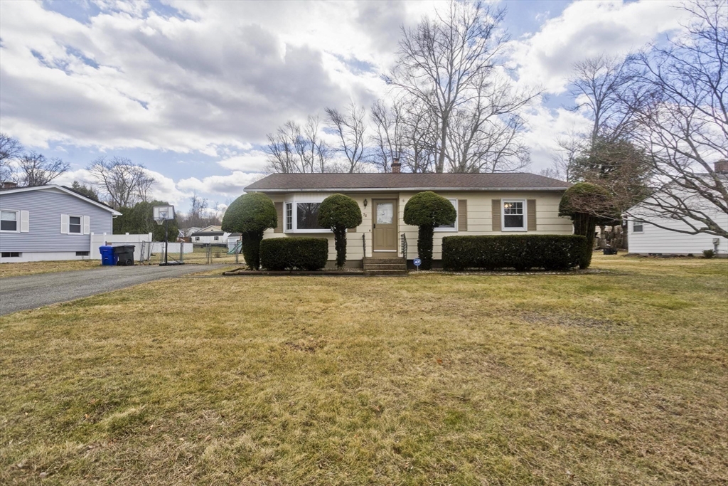 75 Penncastle Street Springfield, MA 01129 - Photo 38 of 40
