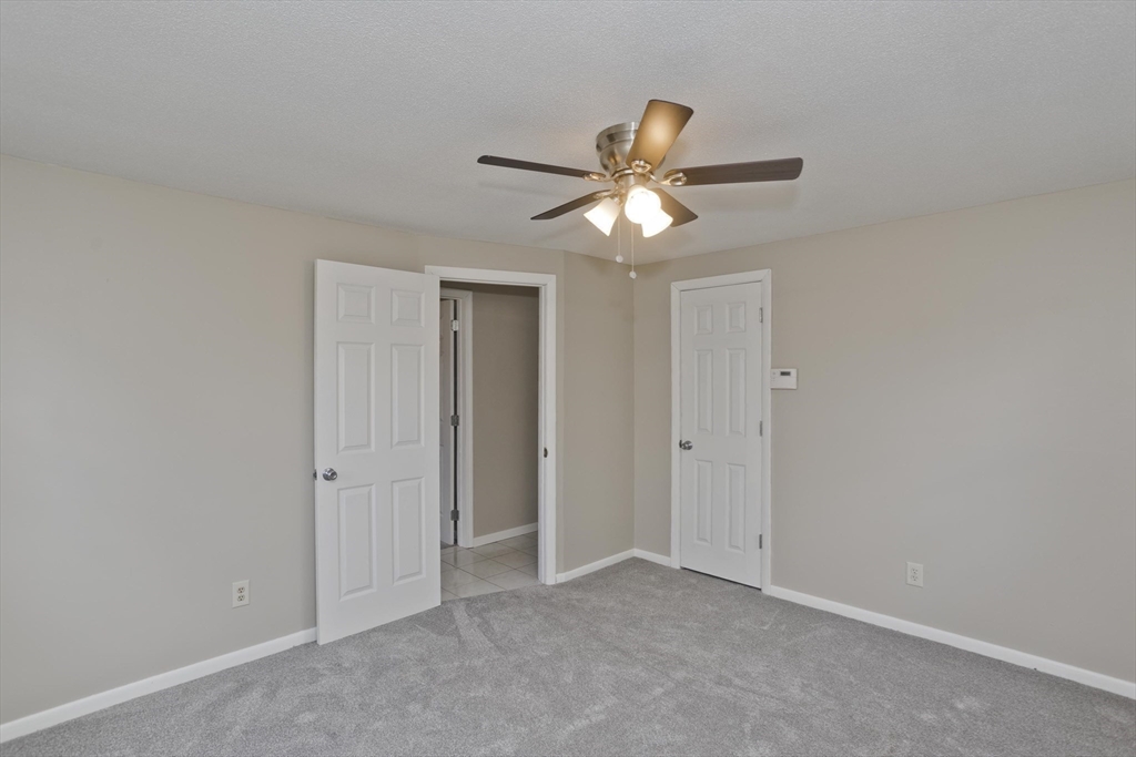 75 Penncastle Street Springfield, MA 01129 - Photo 9 of 40