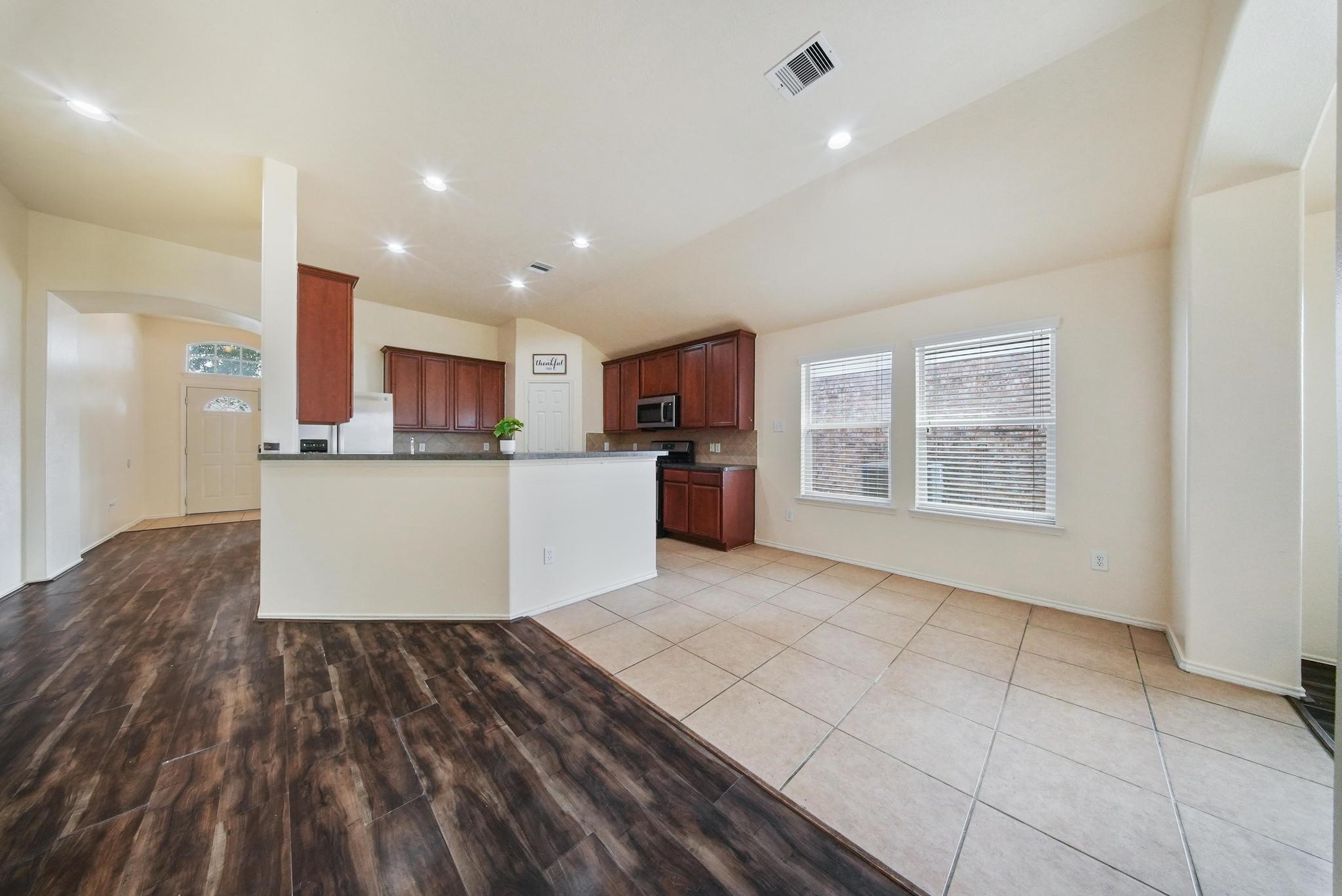 5015 Bridgecrossing Court Spring, TX 77379 - Photo 4 of 25