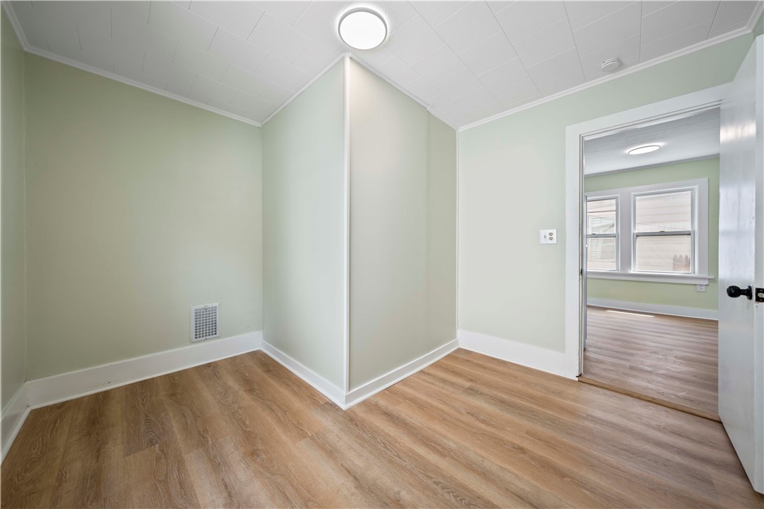101 Ernst Street Rochester, NY 14621 - Photo 10 of 27 1st Floor bedroom