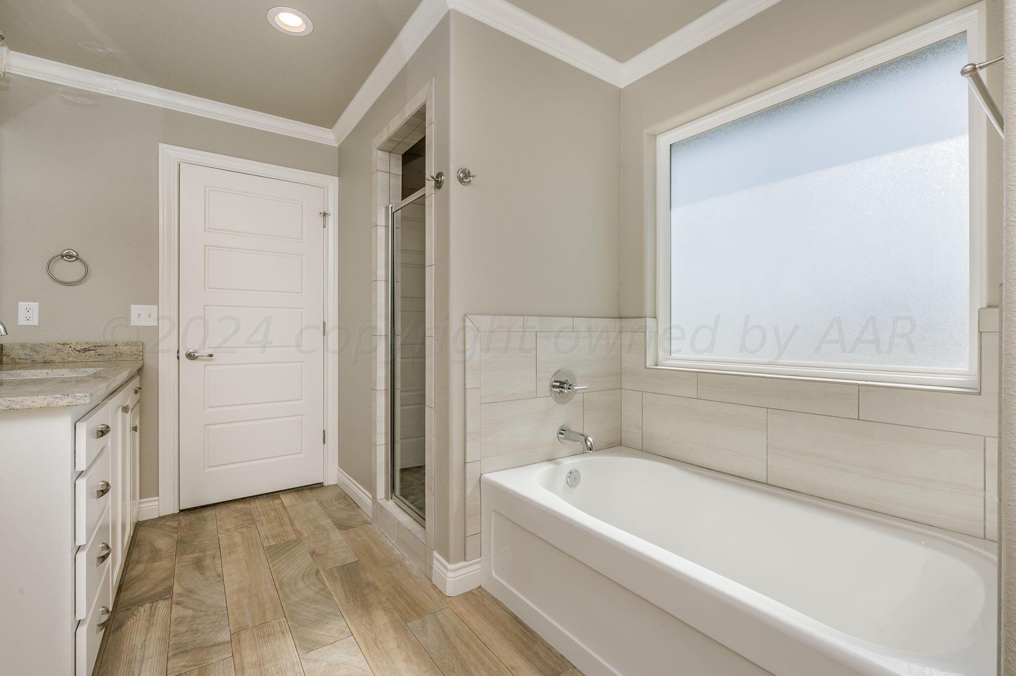 5350 South Blessen Road Amarillo, TX 79119 - Photo 16 of 29 Master Bathroom-2