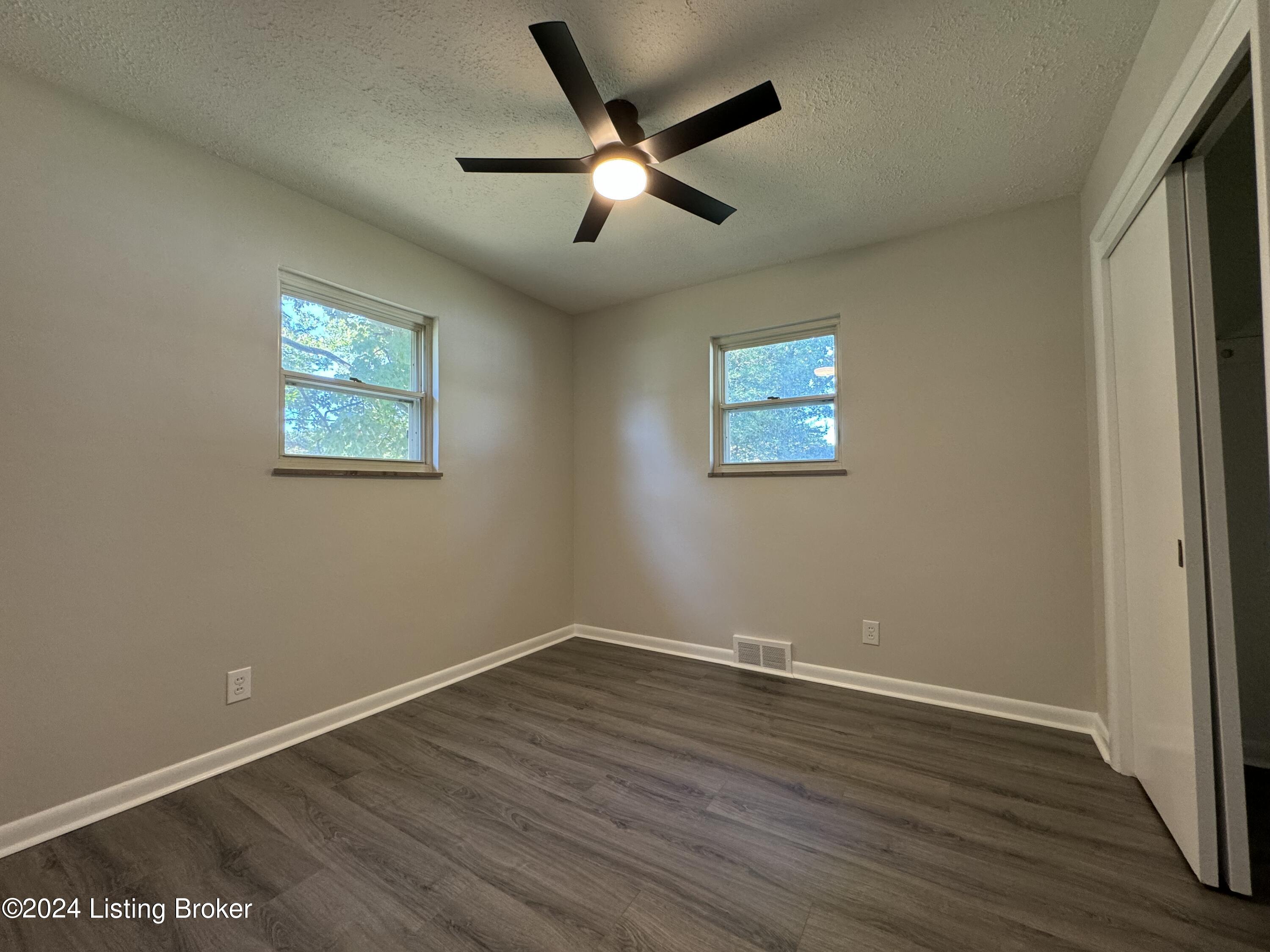 8800 Terry Road Louisville, KY 40258 - Photo 5 of 15 IMG_0224