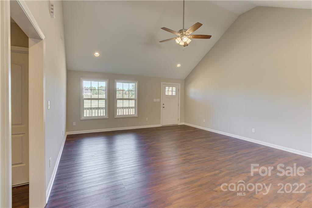 2041 State Rd S-46-759 Clover, SC 29710 - Photo 6 of 31 Gallery Image 6