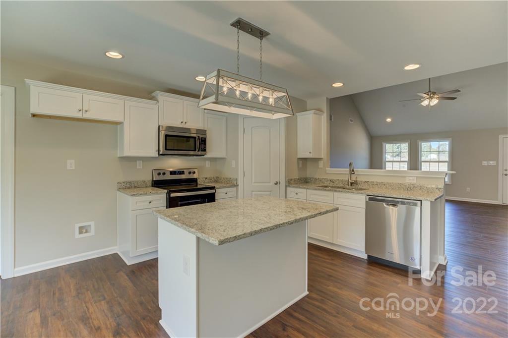 2041 State Rd S-46-759 Clover, SC 29710 - Photo 8 of 31 Gallery Image 8