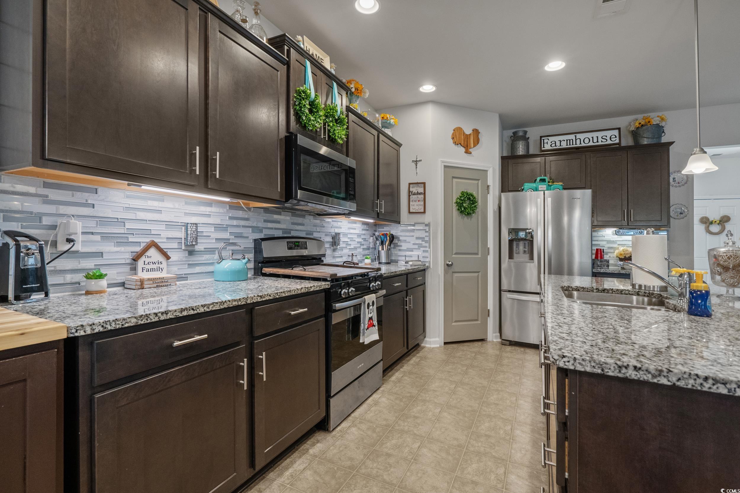 800 Wild Leaf Loop Conway, SC 29526 - Photo 8 of 40