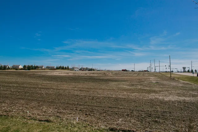 $1,750,000 | 26222 West Belvidere Road, Volo, IL 60073