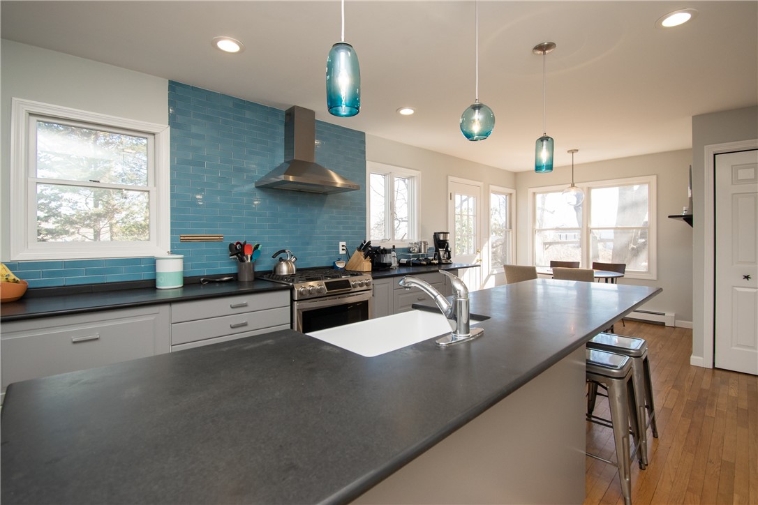 20 Findlay Place Newport, RI 02840 - Photo 14 of 34
