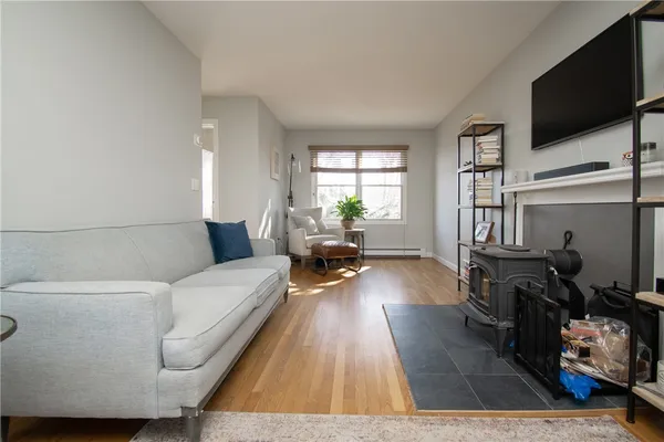 $4,200 | 20 Findlay Place, Newport, RI 02840