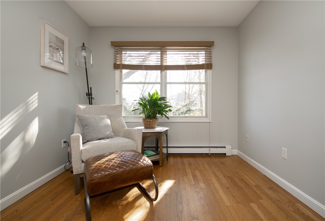 20 Findlay Place Newport, RI 02840 - Photo 7 of 34