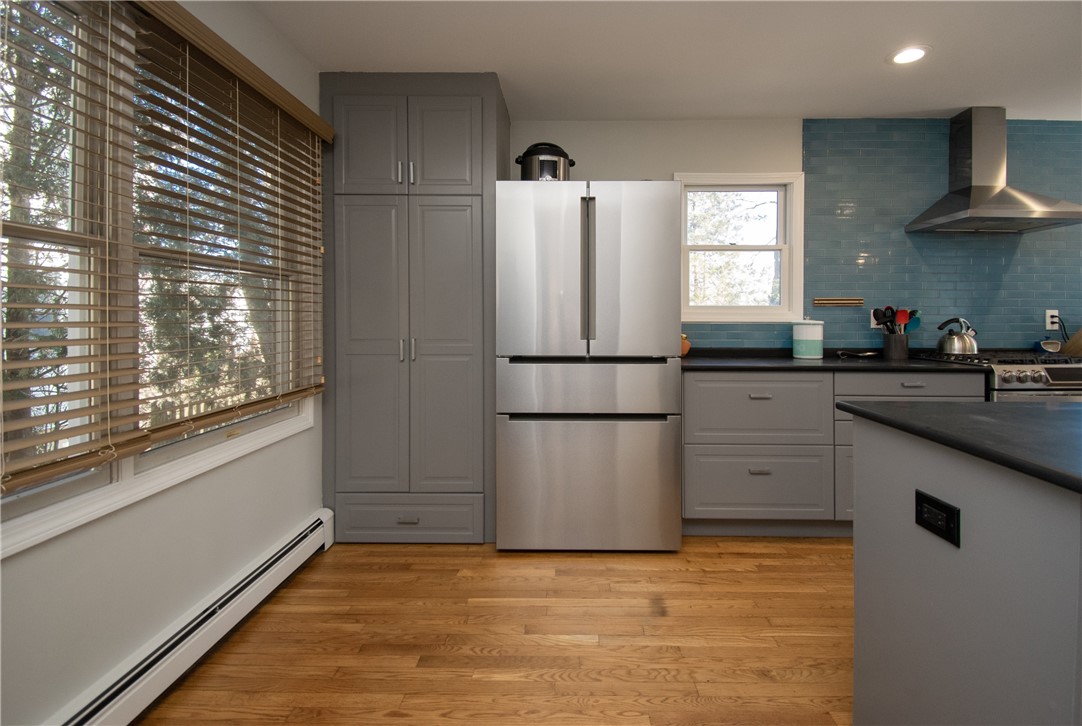 20 Findlay Place Newport, RI 02840 - Photo 9 of 34