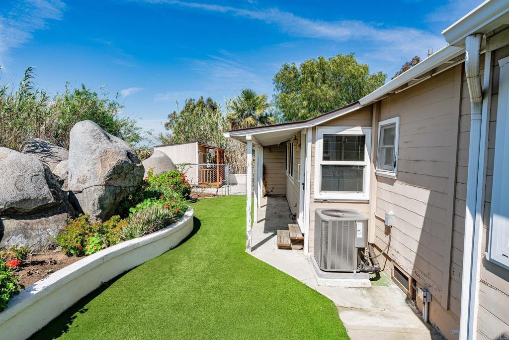 3198 Blackwell Drive Vista, CA 92084 - Photo 56 of 72