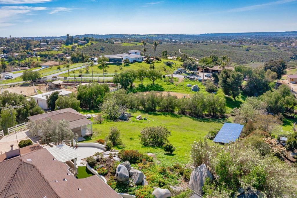 3198 Blackwell Drive Vista, CA 92084 - Photo 64 of 72