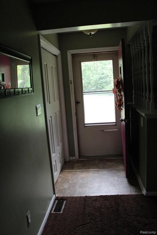 11287 Hartland Road Fenton, MI 48430 - Photo 25 of 30