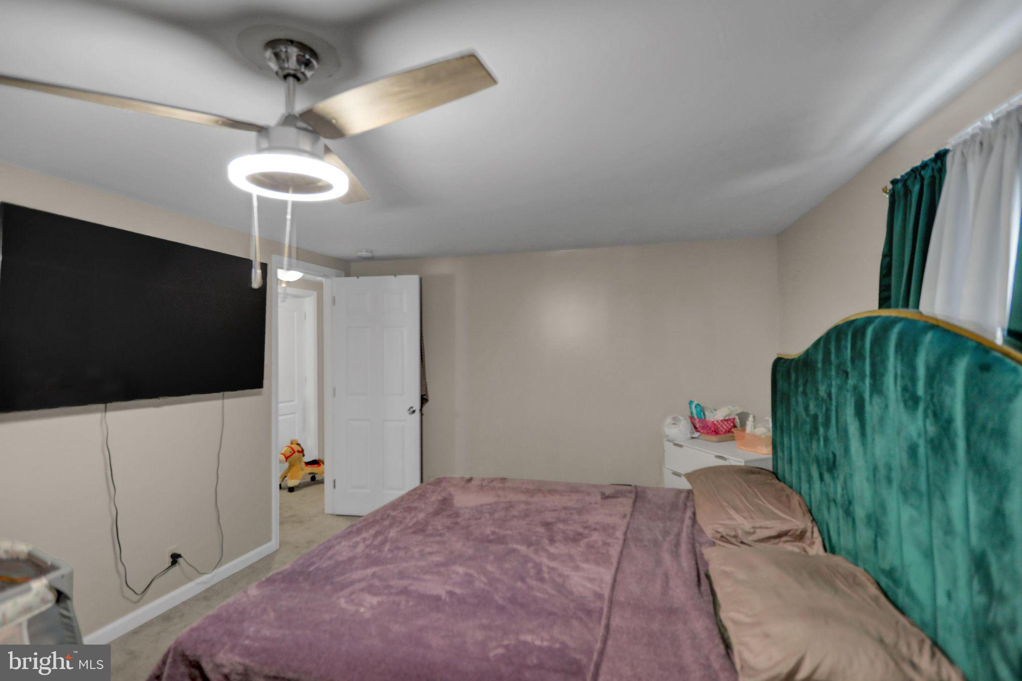 1501 Logan Street Reading, PA 19607 - Photo 18 of 26