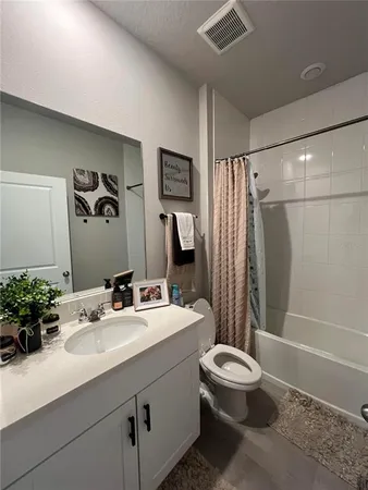 $2,900 | 5511 Bungalow Grove Court, Palmetto, FL 34221