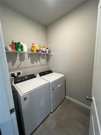 $2,900 | 5511 Bungalow Grove Court, Palmetto, FL 34221