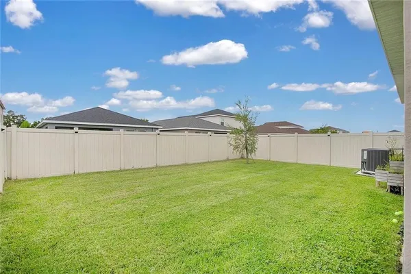 $2,900 | 5511 Bungalow Grove Court, Palmetto, FL 34221