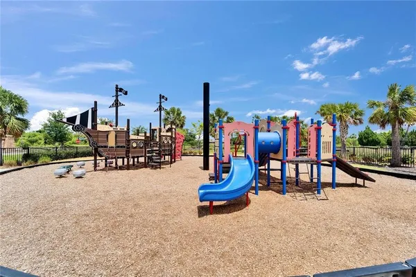 $2,900 | 5511 Bungalow Grove Court, Palmetto, FL 34221