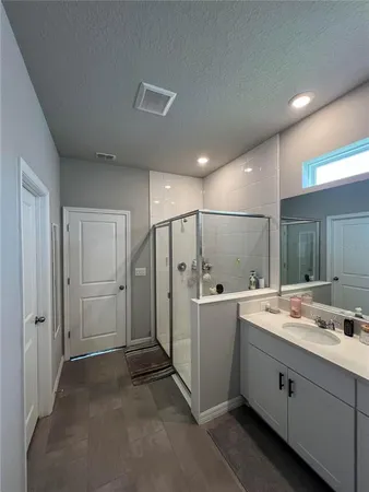 $2,900 | 5511 Bungalow Grove Court, Palmetto, FL 34221