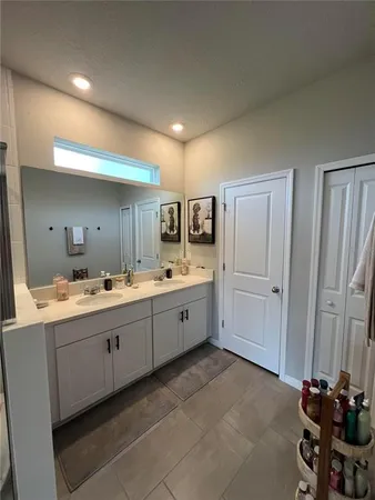 $2,900 | 5511 Bungalow Grove Court, Palmetto, FL 34221