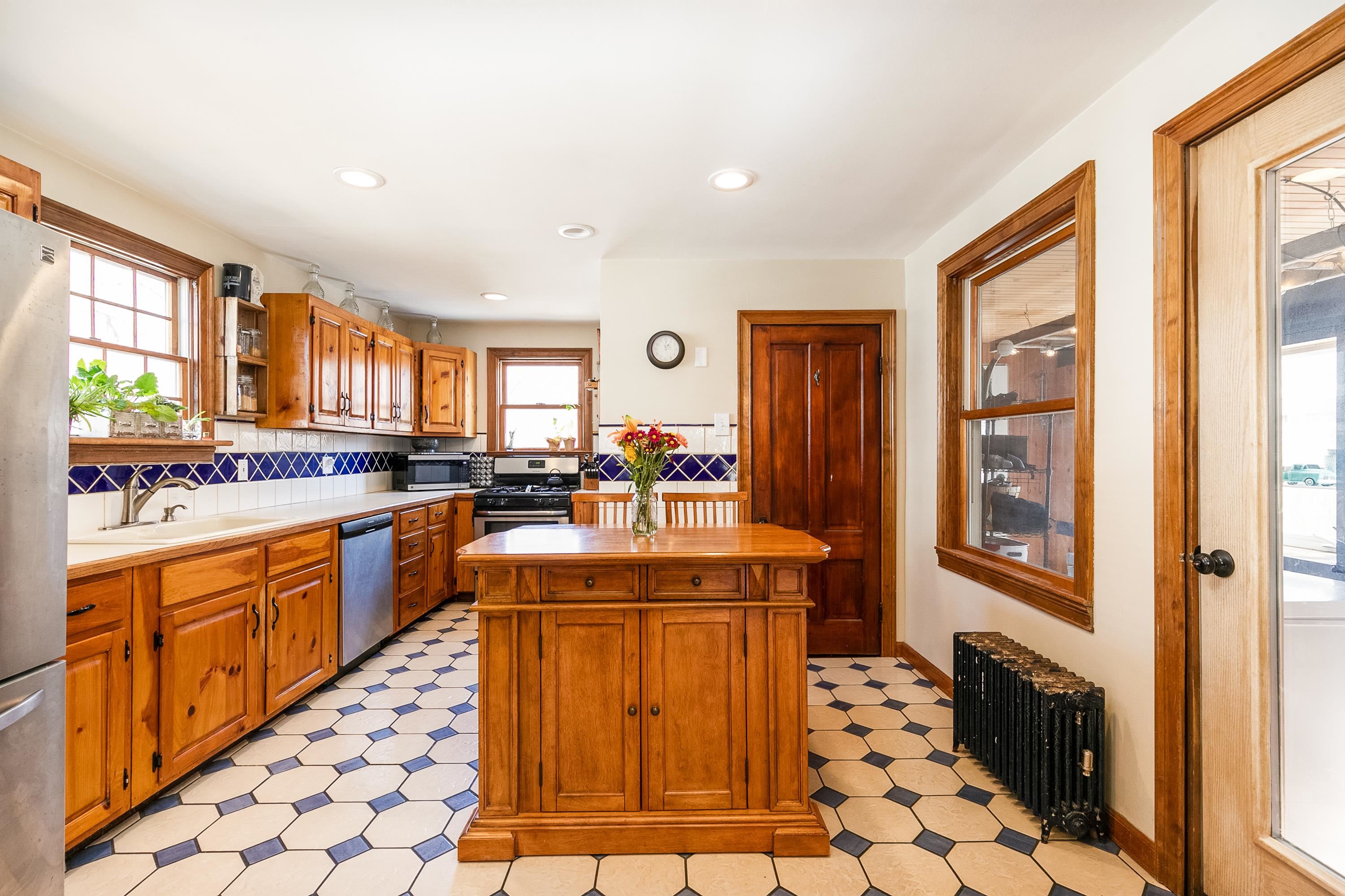 222 North State Street Concord, NH 03301 - Photo 2 of 40