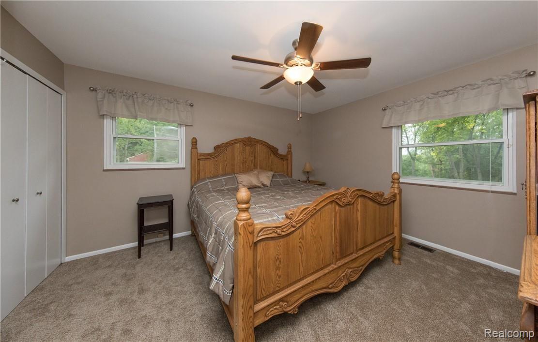 6805 Oakhill Road Clarkston, MI 48348 - Photo 27 of 75 MasterBedroom1.jpg