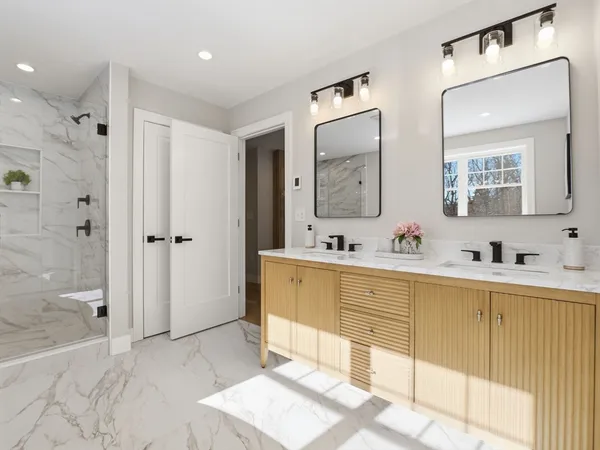 $2,350,000 | 1 Delisio Drive, Andover, MA 01810