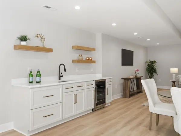 $2,350,000 | 1 Delisio Drive, Andover, MA 01810