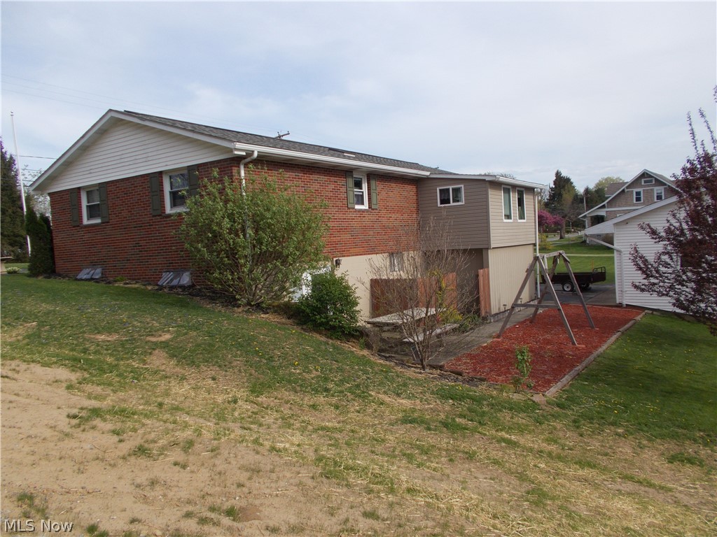 207 Roosevelt Road Barnesville, OH 43713 - Photo 5 of 18 Gallery Image 5