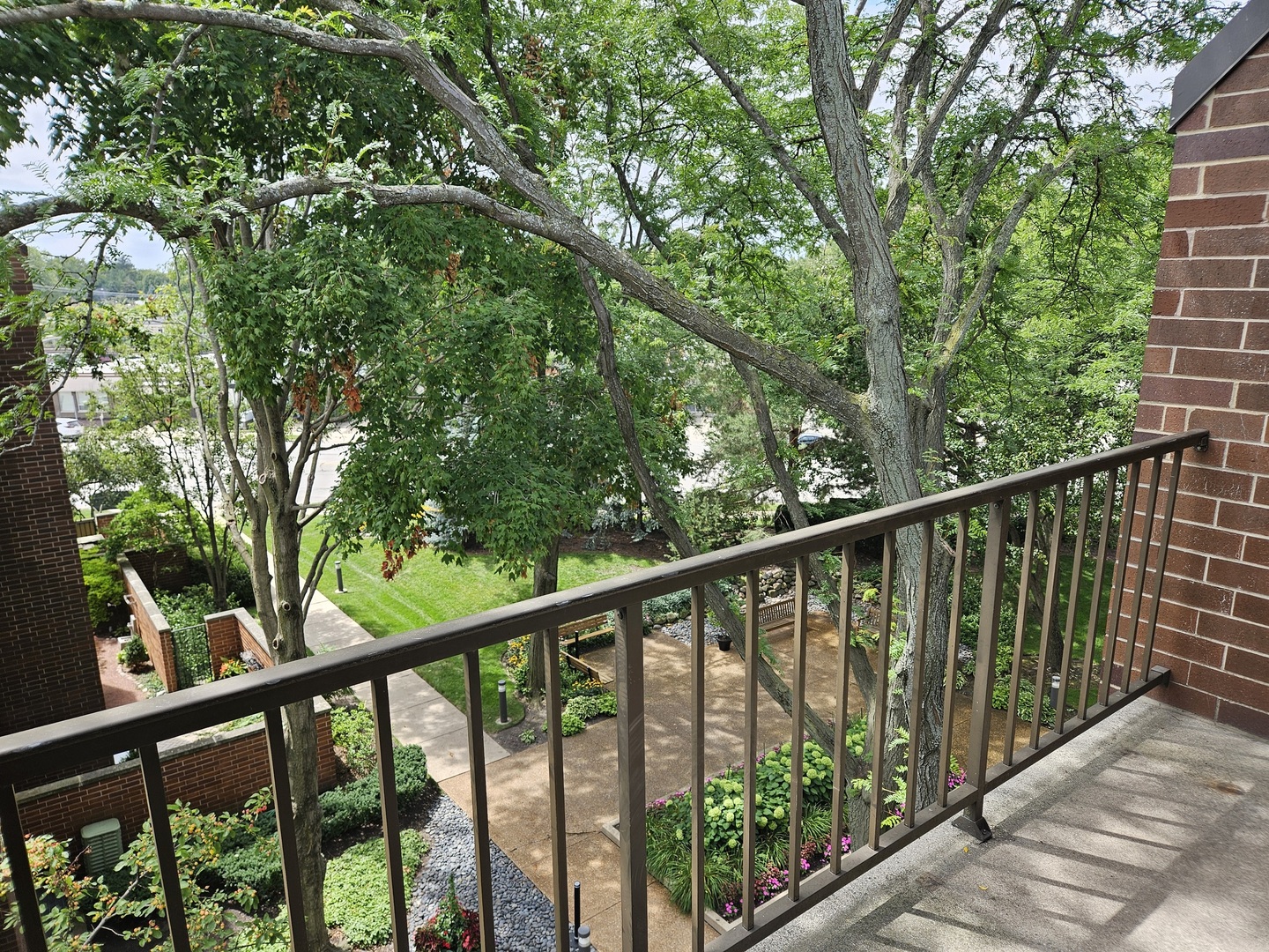 2150 Bouterse Street, Unit 403 Park Ridge, IL 60068 - Photo 12 of 24