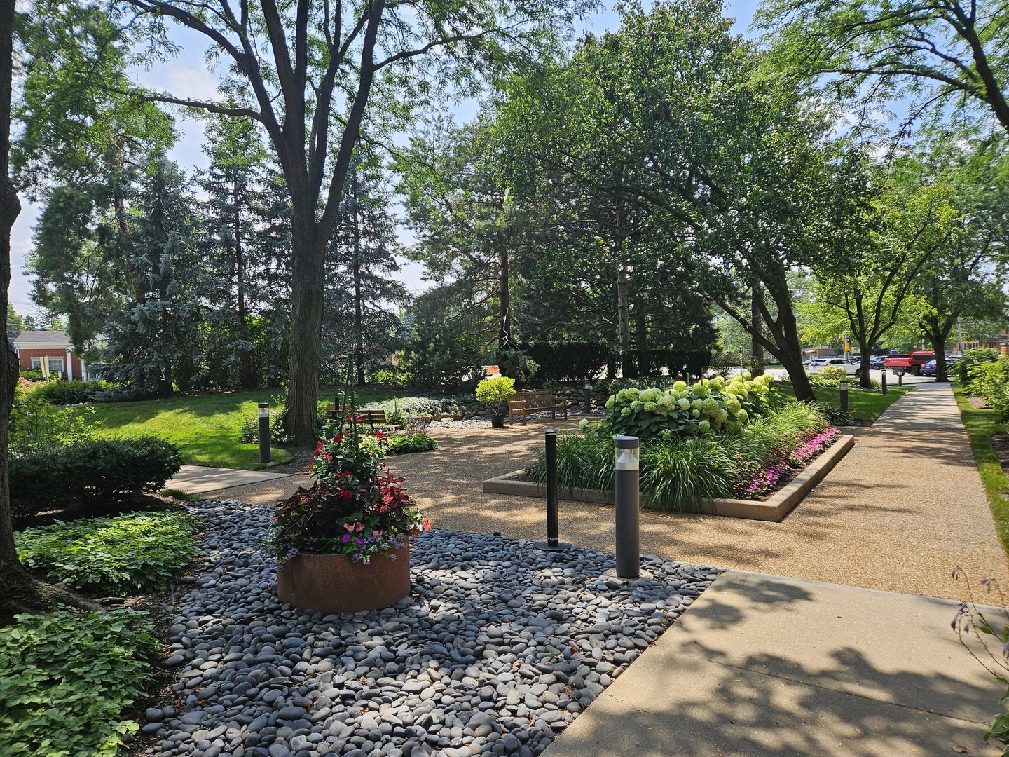 2150 Bouterse Street, Unit 403 Park Ridge, IL 60068 - Photo 4 of 24